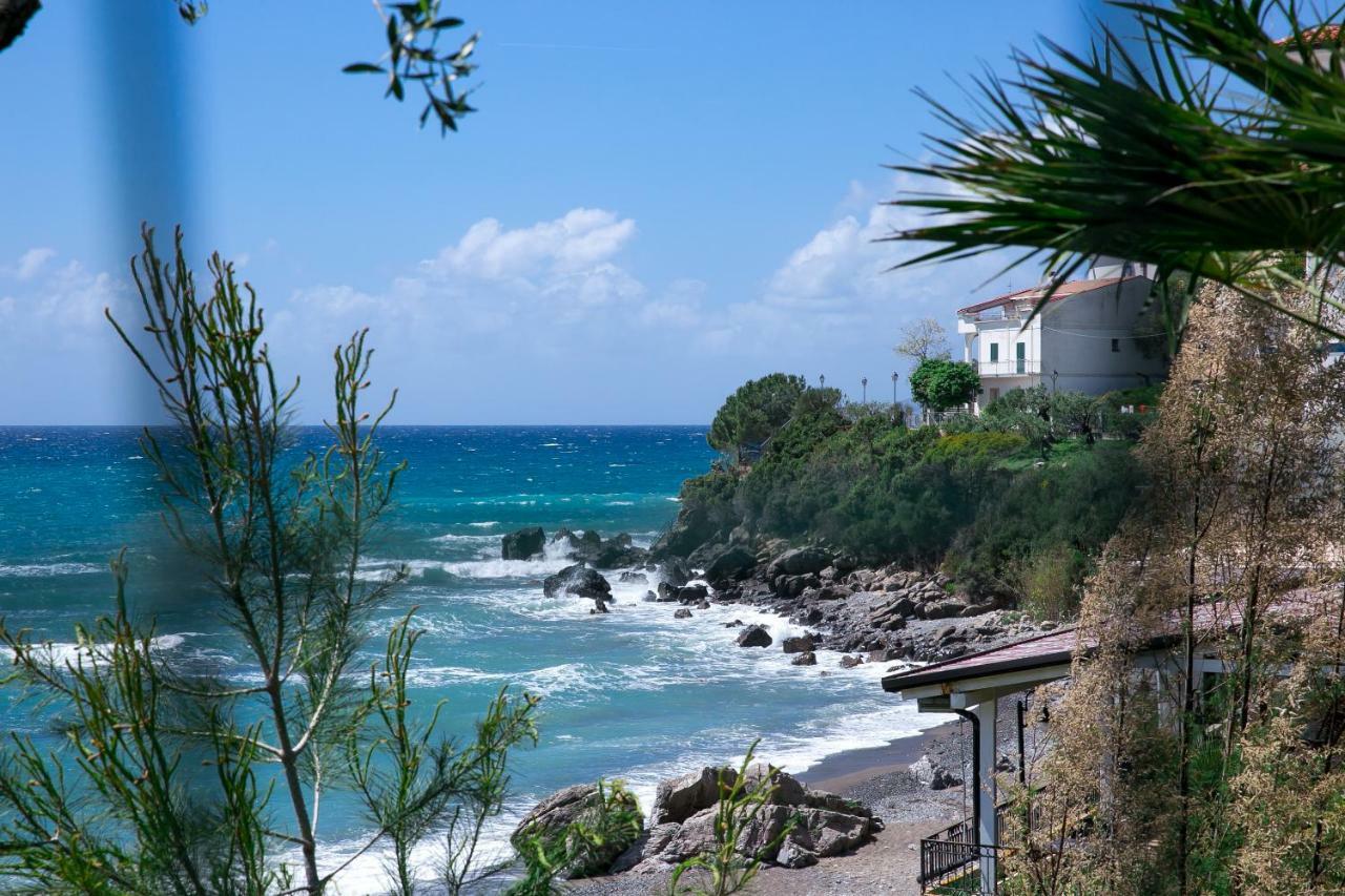 Hotel La Perla Villammare Exterior foto